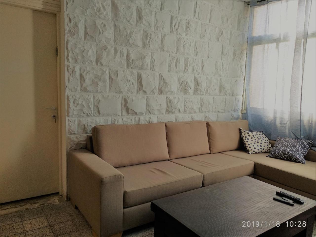 City Hall Hostel Haifa Ngoại thất bức ảnh