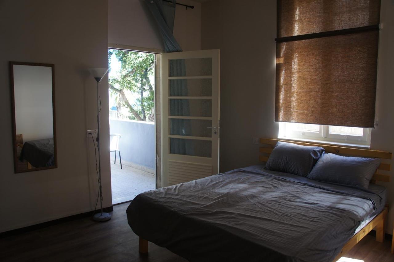 City Hall Hostel Haifa Ngoại thất bức ảnh