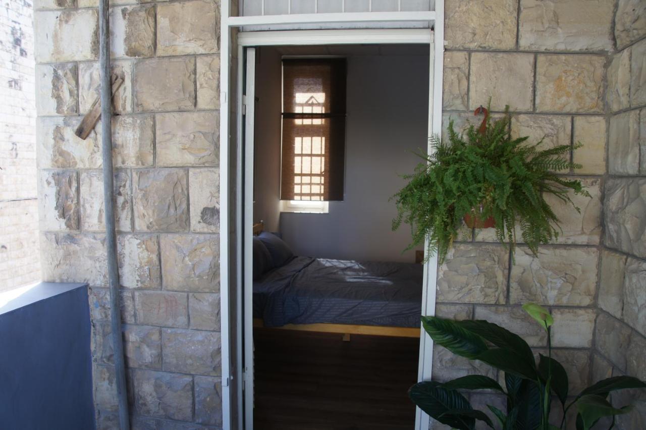 City Hall Hostel Haifa Ngoại thất bức ảnh