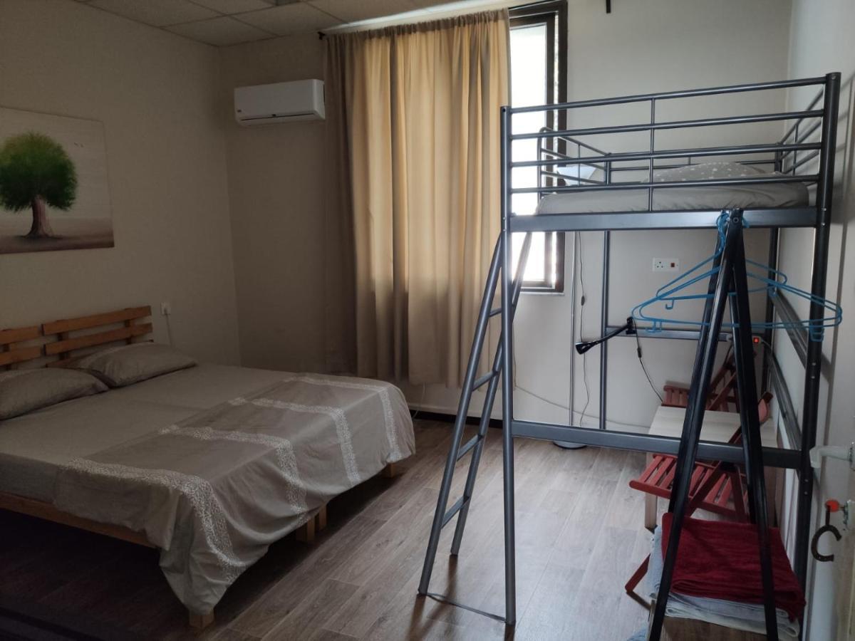 City Hall Hostel Haifa Ngoại thất bức ảnh