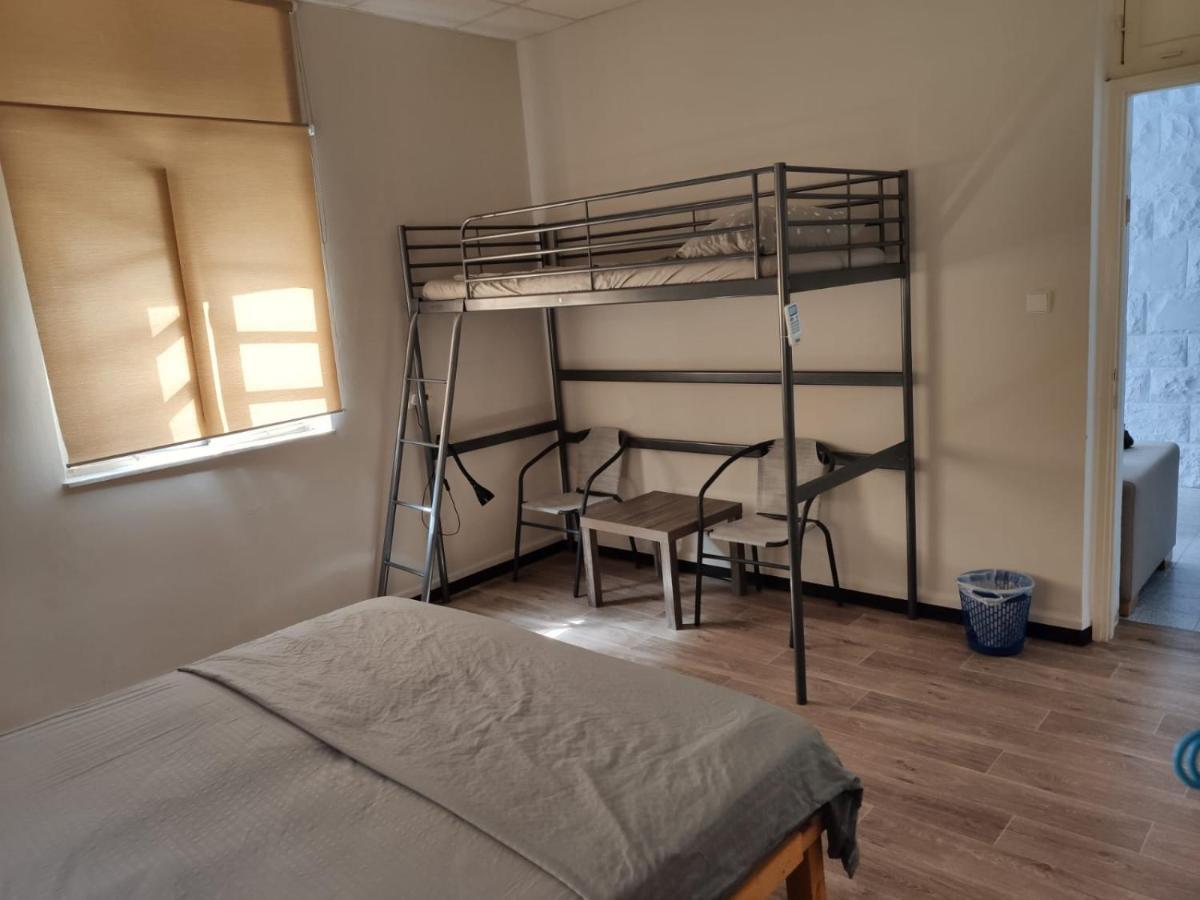 City Hall Hostel Haifa Ngoại thất bức ảnh