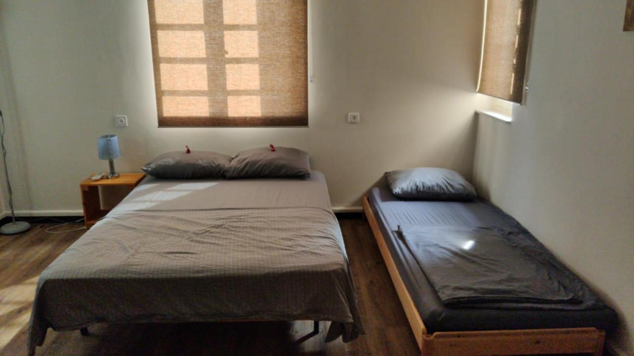 City Hall Hostel Haifa Ngoại thất bức ảnh